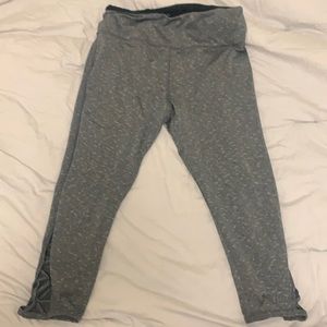 Cropped Gray Athletic Leggings